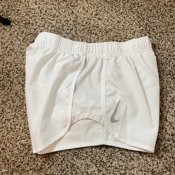 Nike dri-fit shorts - Picture 3 of 4